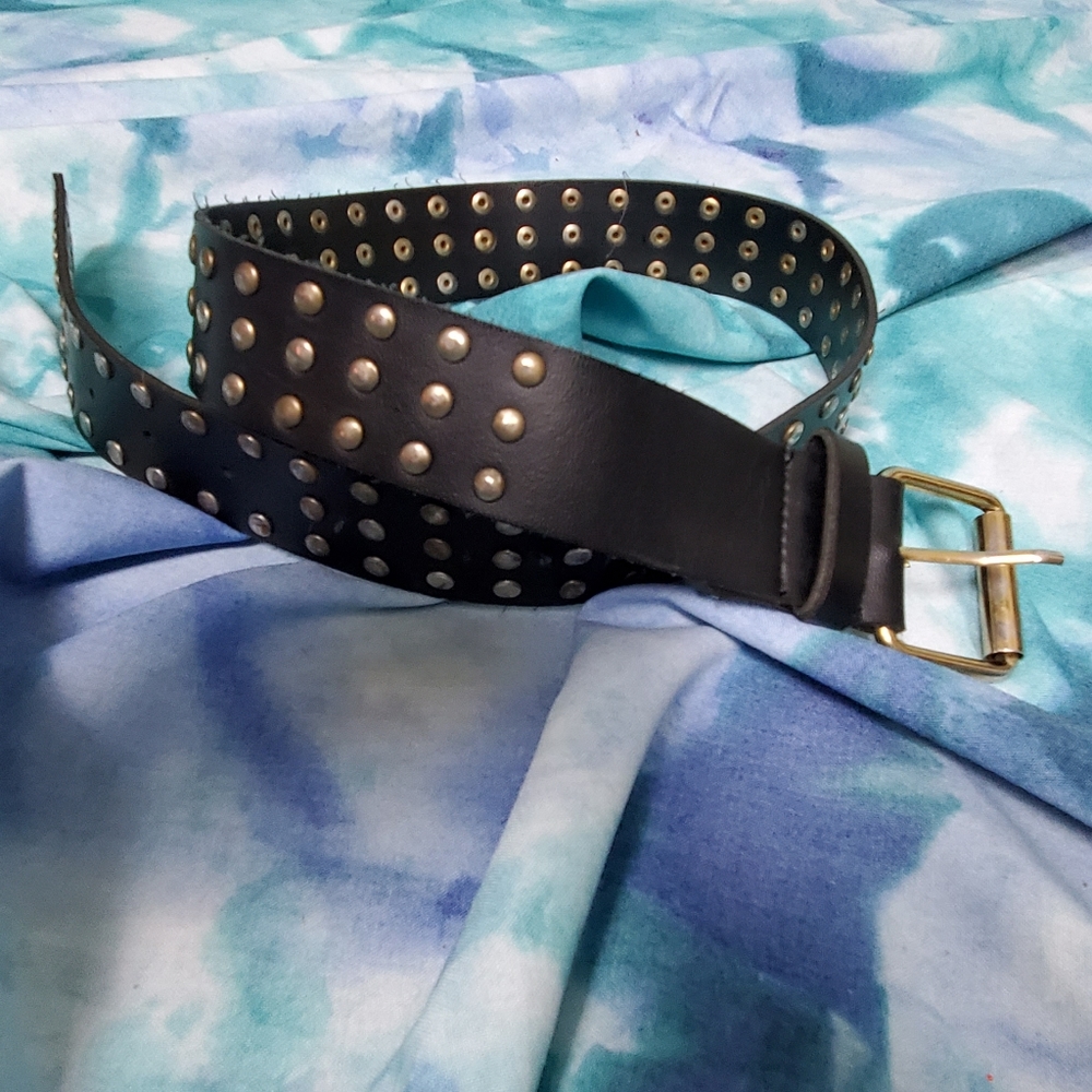 Vintage black studded belt